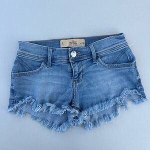Hollister low rise Y2K Light Blue Frayed Jean Shorts